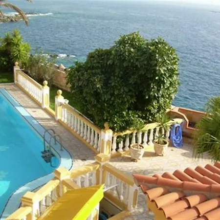 Maria Villa